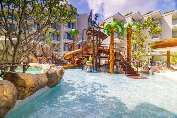 Hôtel Phuket Emerald Beach Resort 5*