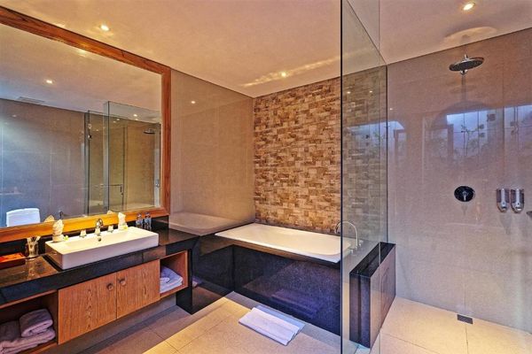 Combiné The Wakanda Resort 4* / Villandra Lovina 5*/ Lasanti Villas & Spa 4