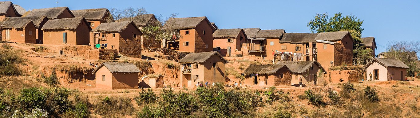 shutterstock_100373474-Typical village of Malagasy highlands near Ampefy, Madagascar