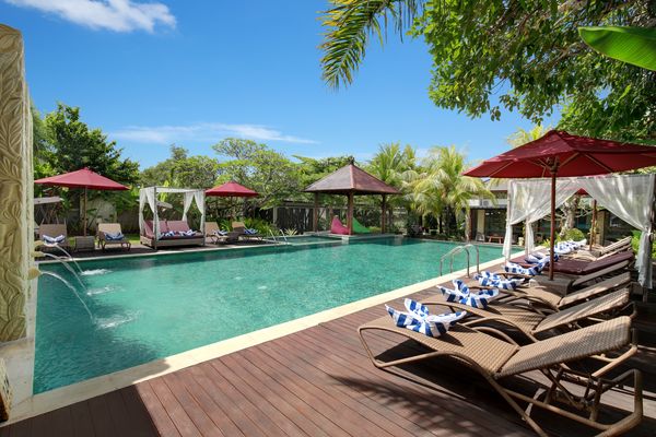 Duo 5* en villas avec piscine privée Senetan Villas et Lumbini Luxury Villas