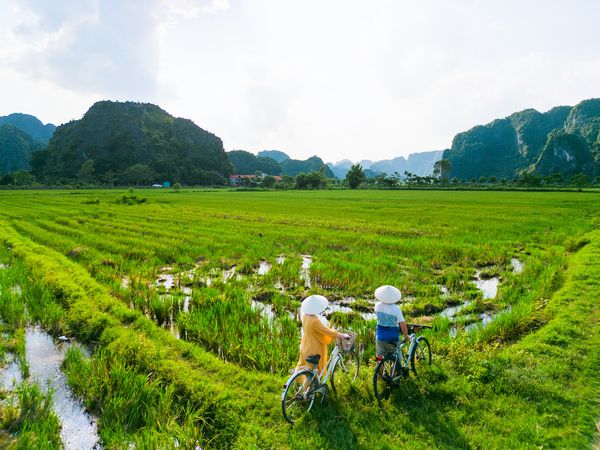 Immersion au Vietnam & Séjour Angkor/Siem Reap 17J/14N – 2027 – Limité à 12 pers.